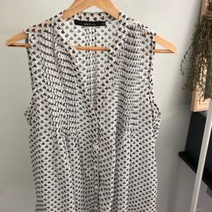 Ark&co. Button down sleeveless shirt